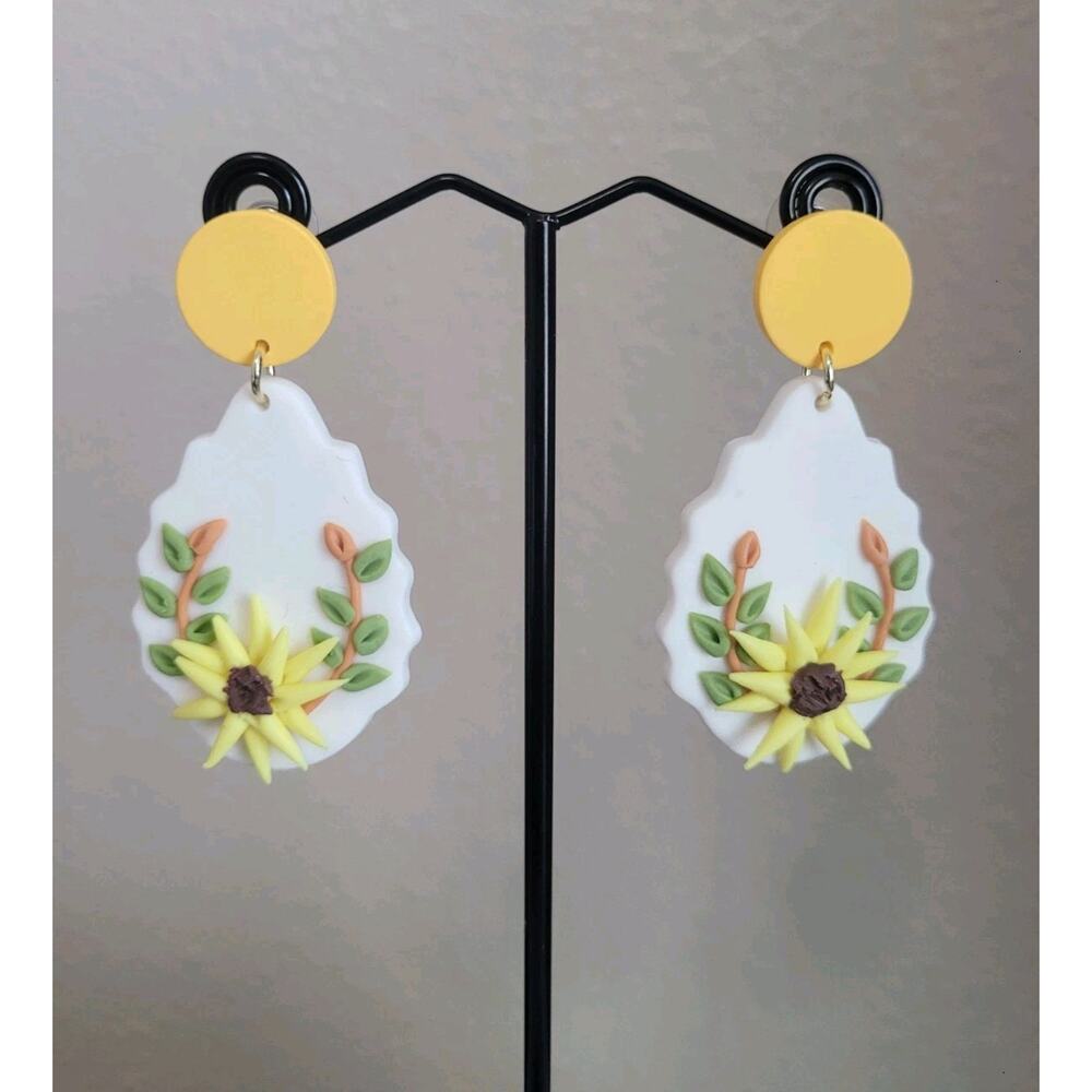 Handmade Mexican Terra Cotta Barro Inspired Dangle Post Earrings Light‎ Weight